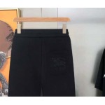 2025年11月4日秋冬新作Burberryズボン高品質人気商品/LDF工場