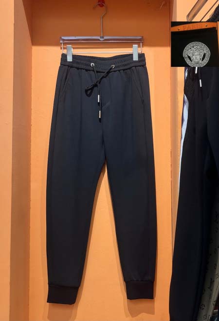 2025年11月4日秋冬新作Versaceズボン高品質人気商...