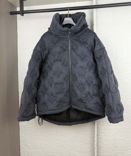 2025年11月4日秋冬新作Louis vuittonダウン...