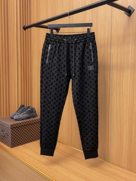 2025年11月9日秋冬新作Louis vuittonスラッ...