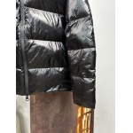 2025年11月14日秋冬新作Burberryダウンジャケット高品質人気商品/QIU工場