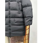 2025年11月14日秋冬新作Monclerダウンジャケット高品質人気商品/QIU工場