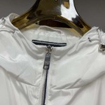 2025年11月17日秋冬新作Pradaジャケット高品質人気商品/QIU工場