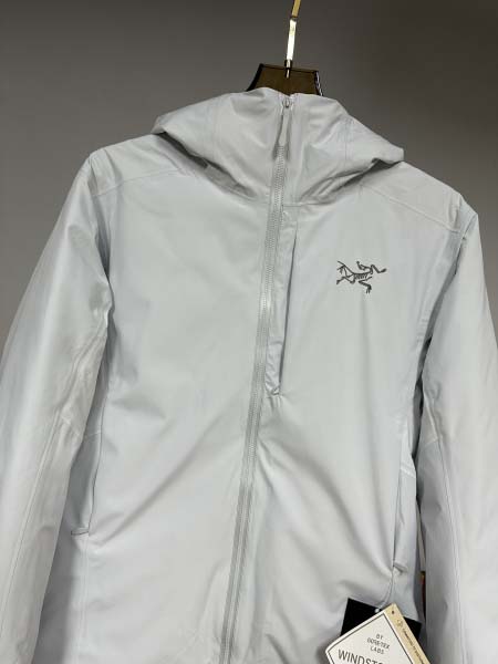 2025年11月17日秋冬新作ARCTERYXダウンジャケッ...