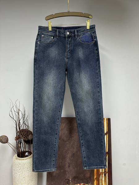 2025年11月17日秋冬新作MONCLERジーパン高品質人...