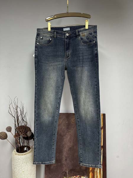 2025年11月17日秋冬新作DIORジーパン高品質人気商品...