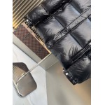 2025年11月17日秋冬新作Monclerダウンジャケット高品質人気商品/QIU工場