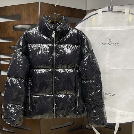 2025年11月17日秋冬新作Monclerダウンジャケット...