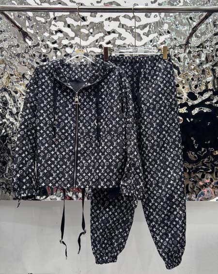 2025年11月18日入荷秋冬新作Louis Vuitton...