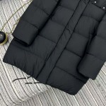 2025年11月18日入荷秋冬新作Loeweダウンジャケットファッション/誕生日プレゼント/贈り物 can工場