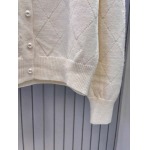 2025年11月18日入荷秋冬新作miumiuニット/セーター ファッション/誕生日プレゼント/贈り物 can工場