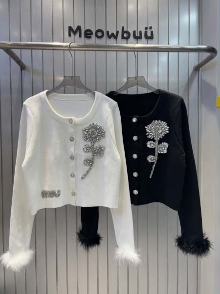 2025年11月18日入荷秋冬新作miumiu ファッション...