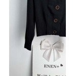 2025年11月18日入荷秋冬新作miumiu ニット ファッション/誕生日プレゼント/贈り物 can工場