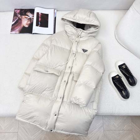 2025年11月18日入荷秋冬新作Pradaファッション/誕...