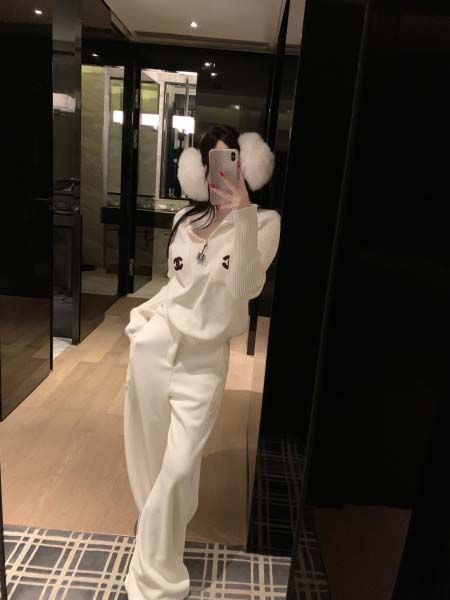 2025年11月18日入荷秋冬新作chanelセーターファッ...