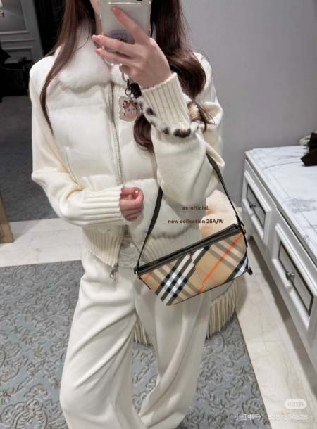 2025年11月20日入荷秋冬新作シャネル ダウンジャケット...