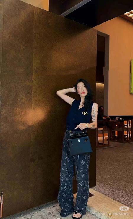 2025年11月20日入荷秋冬新作シャネルジーパン ファッシ...