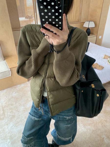 2025年11月23日入荷秋冬新作Monclerダウンジャケ...