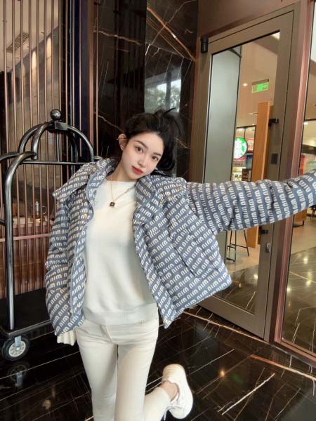 2025年11月23日入荷秋冬新作miumiuダウンジャケッ...