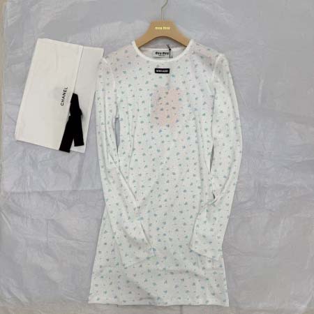 2025年11月23日入荷秋冬新作miumiuファッション/...