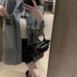 2025年11月23日入荷秋冬新作CHANEL デニムシャツ ファッション/誕生日プレゼント/贈り物 can工場