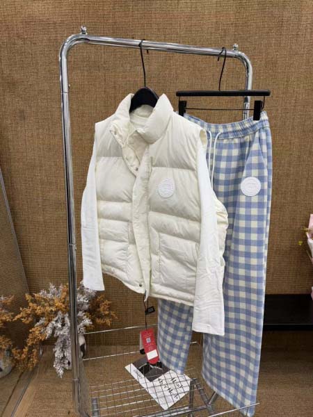 2025年11月23日入荷秋冬新作カナダ グースセット ファ...