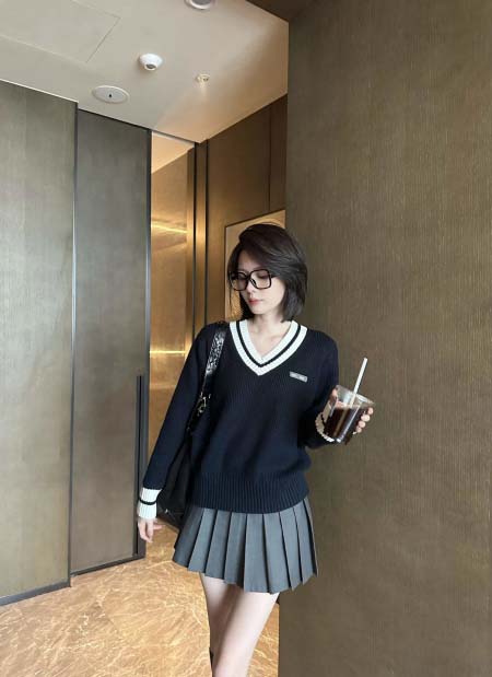 2025年11月24日入荷秋冬新作miumiuニット/セータ...