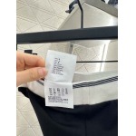 2025年11月24日入荷秋冬新作miumiu アンダーシャツファッション/誕生日プレゼント/贈り物 can工場