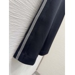 2025年11月24日入荷秋冬新作miumiu セットファッション/誕生日プレゼント/贈り物 can工場