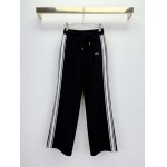 2025年11月24日入荷秋冬新作miumiuセット ファッション/誕生日プレゼント/贈り物 can工場