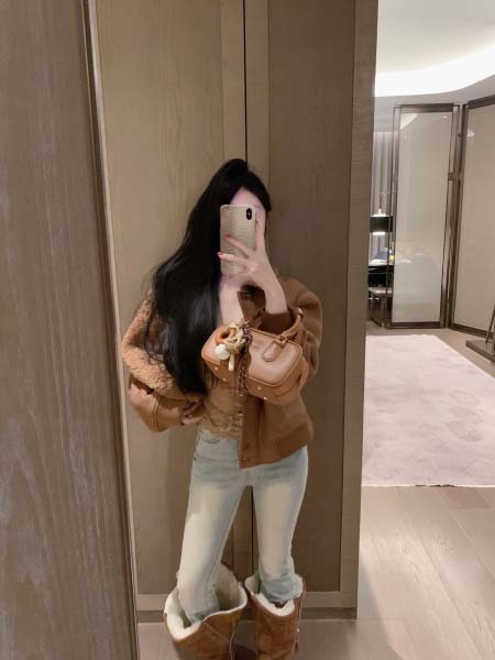 2025年11月24日入荷秋冬新作miumiuジャケット フ...