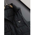2025年11月25日入荷秋冬新作Pradaダウンベスト高級なプレゼント/誕生日プレゼント/高品質/メンツ/記念品/ wenzhou工場