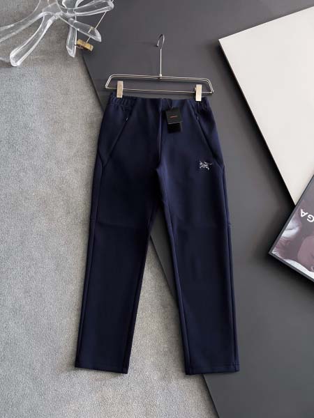 2025年11月25日入荷秋冬新作ARCTERYXスラックス...