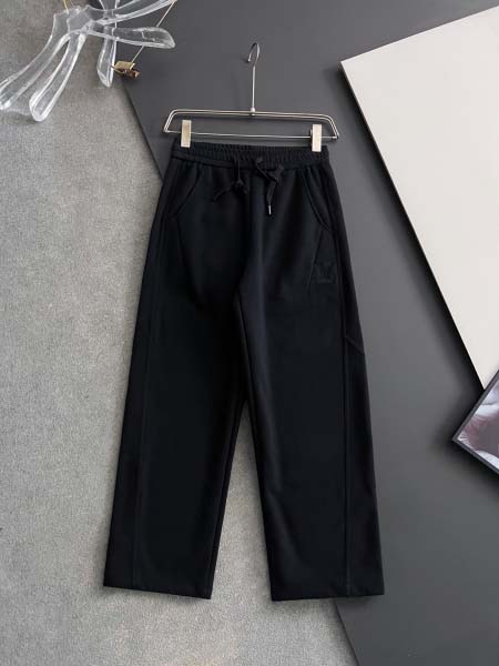 2025年11月25日入荷秋冬新作Louis Vuitton...