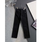 2025年11月26日入荷秋冬新作Loeweジーパン高級なプレゼント/誕生日プレゼント/高品質/メンツ/記念品/ wenzhou工場