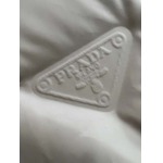 2025年11月26日入荷秋冬新作Pradaダウンジャケット高級なプレゼント/誕生日プレゼント/高品質/メンツ/記念品/ wenzhou工場