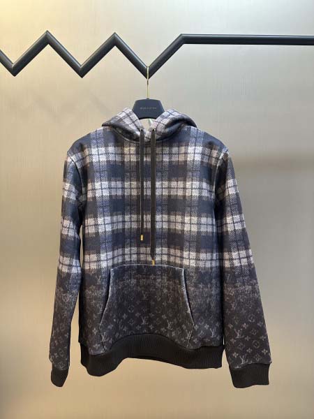 2025年11月13日秋冬新作Louis Vuittonスウ...