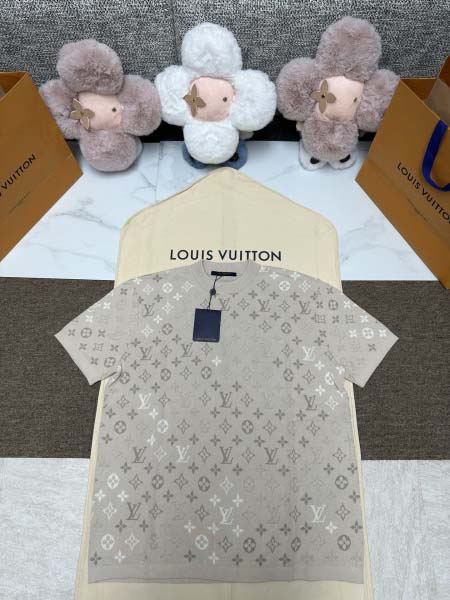 2025年11月30日秋冬新作ルイヴィトン半袖 tシャツ高品...