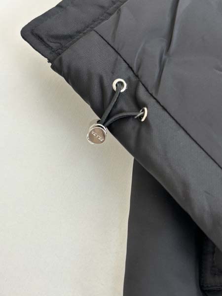 2025年12月1日秋冬新作Pradaジャケット高品質人気商品/LDF工場