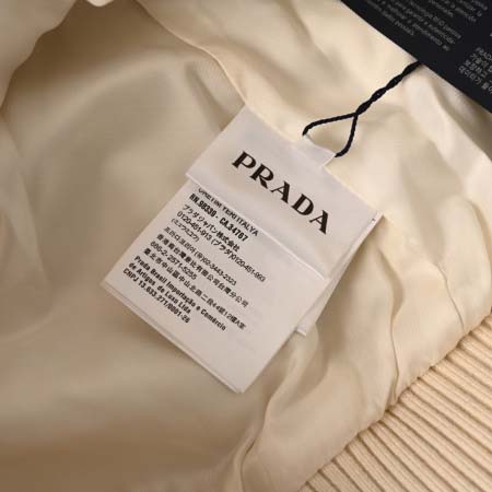 2025年12月2日秋冬新作Pradaジャケット高品質人気商品/LDF工場