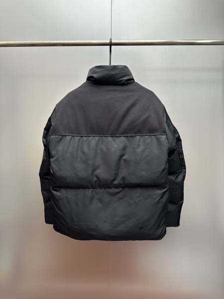 2025年12月2日秋冬新作Prada綿の服高品質人気商品/LDF工場