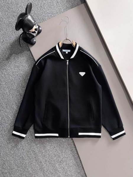 2025年12月5日入荷新作Pradaスーツ上下 ★高級品/誕生日プレゼント/OM工場