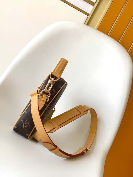 2025年12月8日入荷ヴィトン バッグM14106 M14013 Danube 2080 MonogramMonogram 160 x 210 x 60 高品質新作/誕生日プレゼント