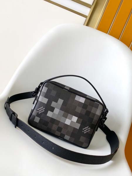 2025年12月8日入荷ヴィトン バッグM14988163NilPharrell WilliamsDamoflage Black Damier 250 x 175 x 110Damoflage Bl 高品質新作/誕生日プレゼント