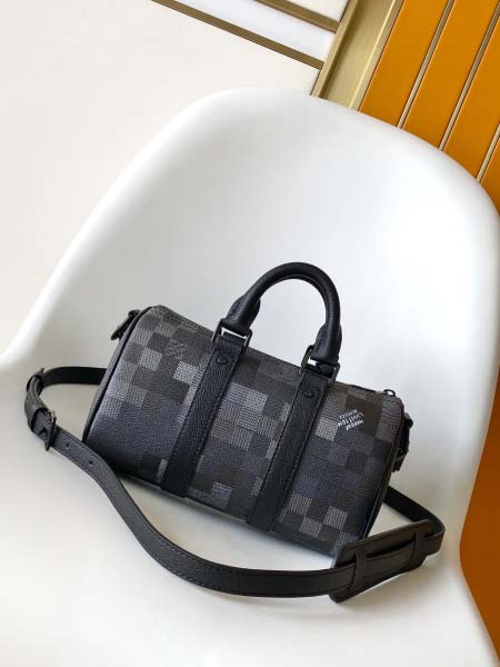 2025年12月8日入荷ヴィトン バッグ M14919 M13166Keepall Bandoulire 25Keepall Pharrell WilliamsMonogram Surfin’高品質新作/誕生日プレゼント