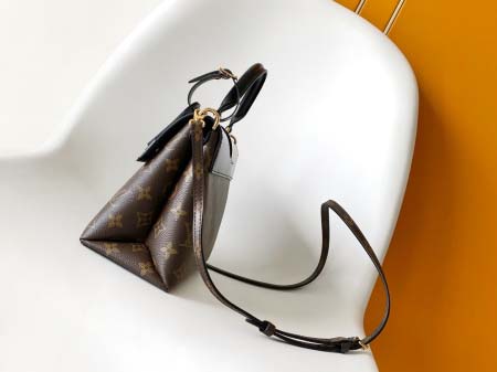 2025年12月8日入荷ヴィトン バッグlv M43125 One HandleLVMonogramEpi25*19*10cm 高品質新作/誕生日プレゼント