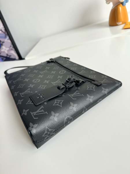 2025年12月8日入荷ヴィトン M40504TakeoffMonogram Eclipse iPad30×22×5cm 高品質新作/誕生日プレゼント