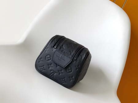 2025年12月8日入荷ヴィトン M59478 M11497Dopp KitTaurillon Monogram28 x 15 x 16.5cm高品質新作/誕生日プレゼント