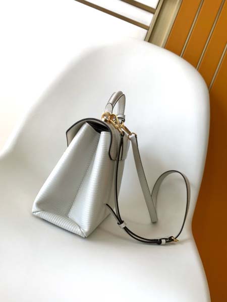 2025年12月9日入荷Louis Vuitton バッグ N82033 N98925 N98928 N80432 N99017 N84714 N86012 Rose des Vents LV 27x11x19 高品質新作/誕生日プレゼント