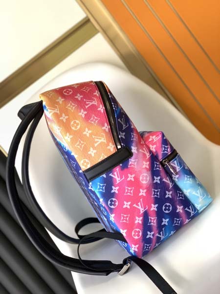 2025年12月9日入荷Louis Vuitton バッグM45760 Discovery Monogram LV iPad Monogram Watercolor Blue 37 x 40 x 20Cm  高品質新作/誕生日プレゼント/Z